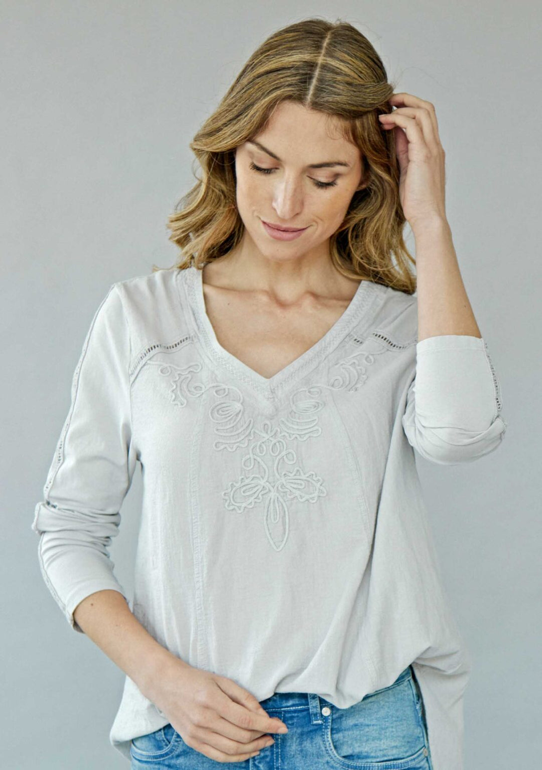 F18-705 Cataleya Long Sleeve Cotton Top