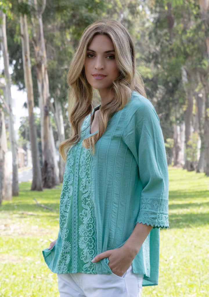 Juliet V-neck 3/4 Sleeve Cotton Top