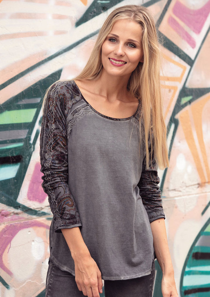 Yaffe Long Sleeve Knit Cotton Top