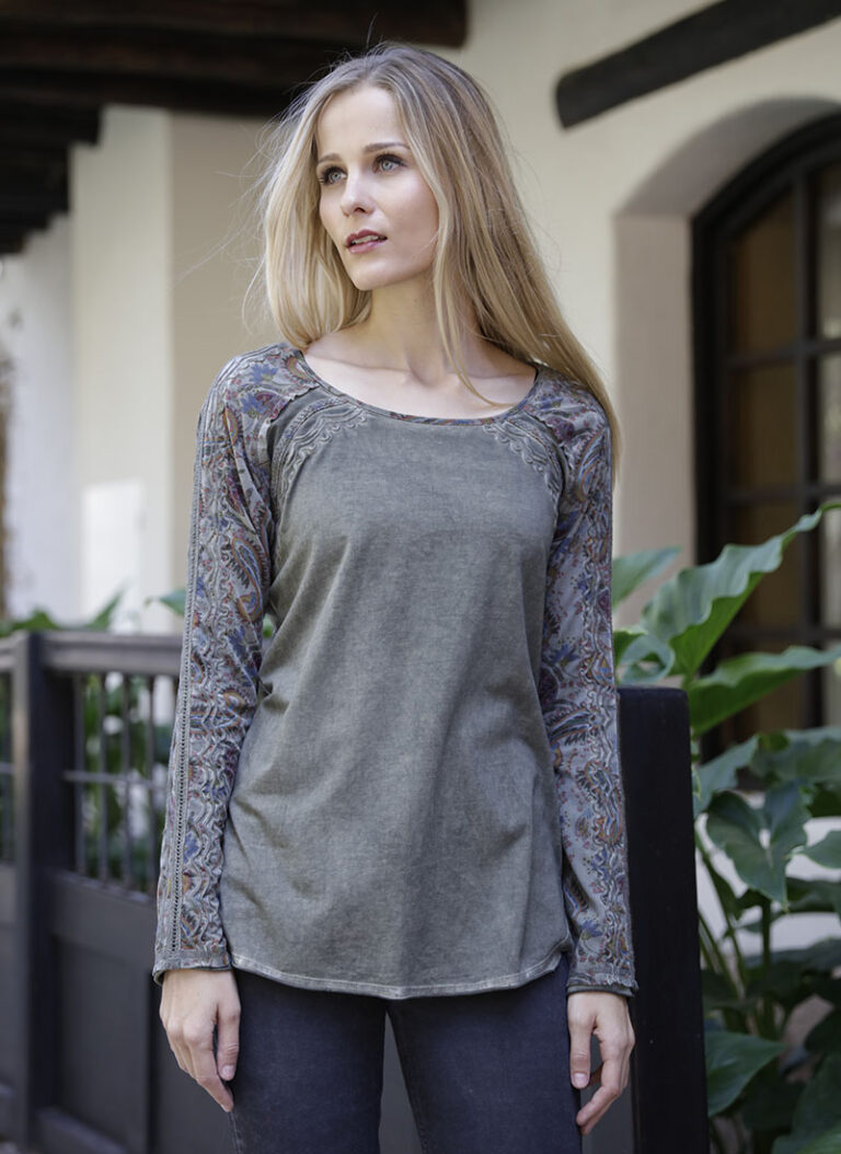 Yaffe Long Sleeve Knit Cotton Top